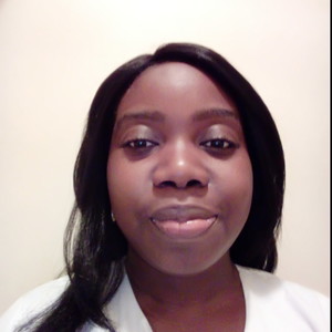 Nelly - Prof d'initiation informatique - Palaiseau