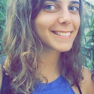 Lisa - Prof de français - Nice