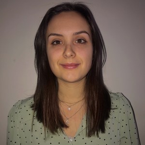 Louise - Prof de français - Bonchamp-lès-Laval
