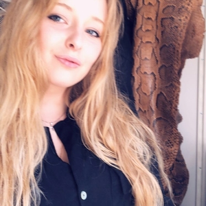 Camille - Prof d'aide à la rédaction de mémoires et thèses - Rouen