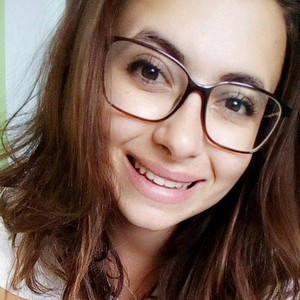 Julie - Prof de maths - Éguilles