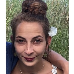 Steffi - Prof de yoga - Frouard