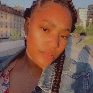 Divine - Prof d'aide aux devoirs - Vitry-sur-Seine