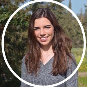 Inès - Prof de maths - Nantes