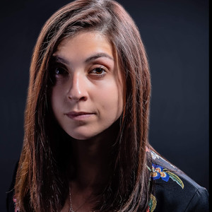Romane - Prof de photographie - Les Paroches