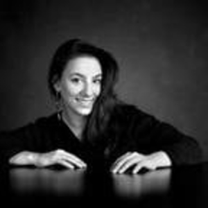 Anahid - Prof de piano - Avermes