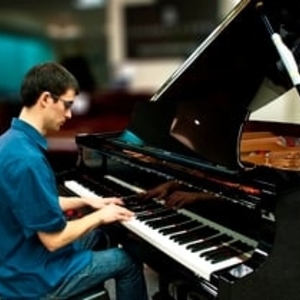 Alexis - Prof de piano - Lure