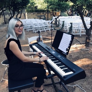 Manuela Laura - Prof de piano - Paris 4e