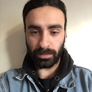 Simon - Prof d'arts plastiques - Paris