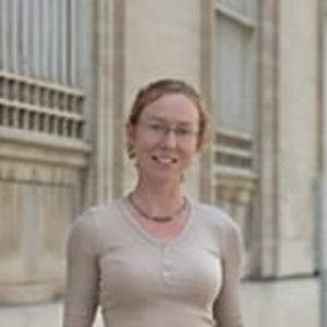 Julia - Prof de maths - Paris