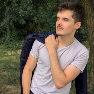 Léo - Prof de maths - Paris