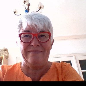 Marie -jeanne - Prof de peinture acrylique - Nantes
