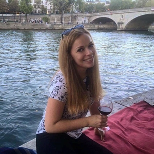 Anna - Prof d'hongrois - Paris