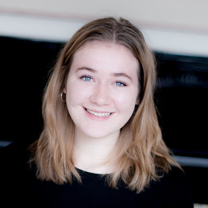 Lucy - Prof de lecture - Buckingham
