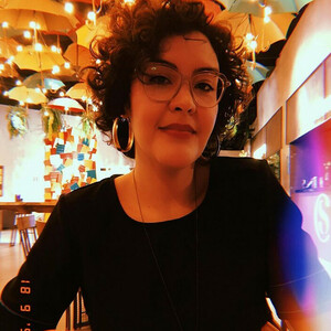Débora Luíza - Prof de lecture - Recife