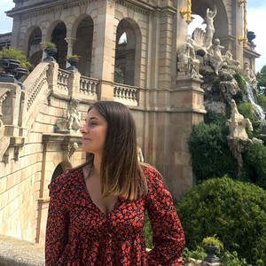 Charlène - Prof d'espagnol - Monétay-sur-Allier