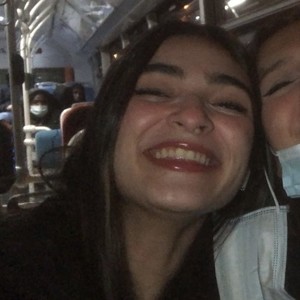 Meriem - Prof de droit - Bourg-la-Reine
