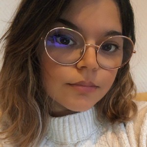 Inès - Prof de maths - Armentières