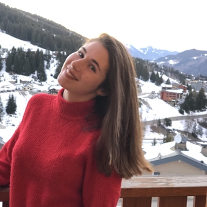 Laura - Prof d'accordéon - Bourg-en-Bresse