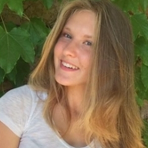 Anna - Prof de maths - Thiverval-Grignon