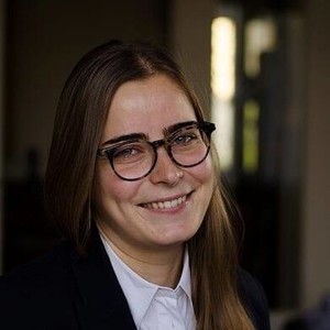 CECILE - Prof de français - Paris