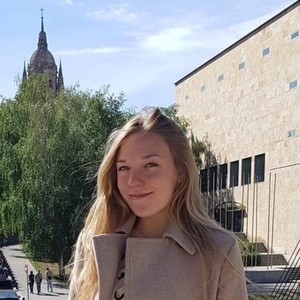 Marie - Prof de préparation bac scientifique - Paris