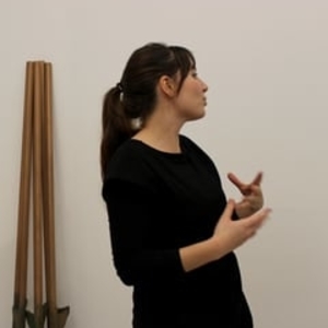 Adelaide - Prof d'histoire de l'art - Paris