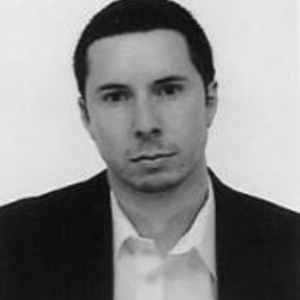 Thomas - Prof de droit public - Paris