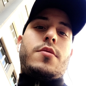 Mouam - Prof de PUBG - Paris