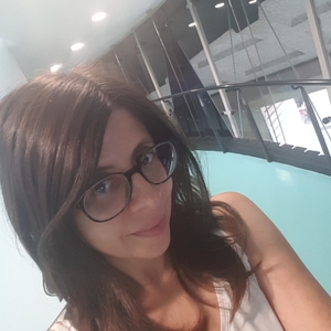 Angélique - Prof de français - Paris