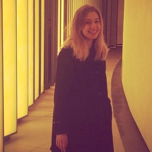 Pauline - Prof d'histoire de l'art - Paris