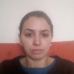 Nadjet - Prof d'expression orale - anglais - Bagneux