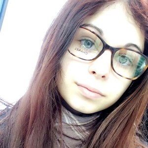 Cathia - Prof de français - Garrebourg