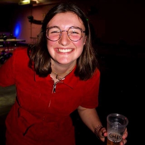 Chloe - Prof de maths - Tournai