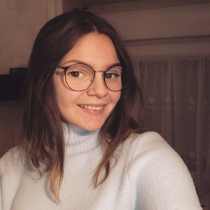 Alexia - Prof de français - Neuville-sur-Escaut