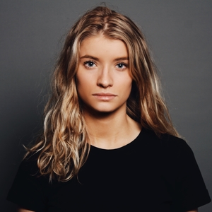 Inès - Prof de PAO - Paris