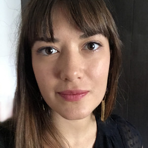 Louise - Prof de graphisme - Paris