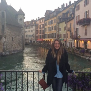 Sara - Prof d'anglais - Paris