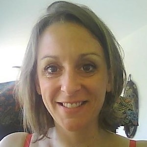 Coralie - Prof de maths - Noumea