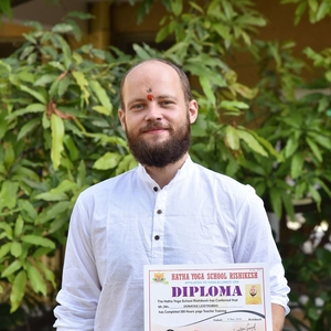 Donatas - Prof de yoga - Maisons-Alfort