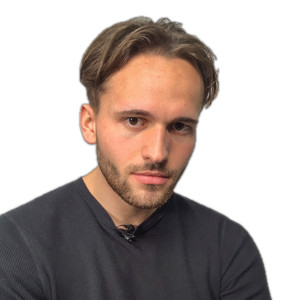 Simon - Prof d'économie - Paris