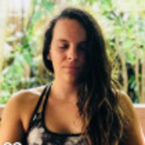 Chloé - Prof de yoga - Saint-Nazaire
