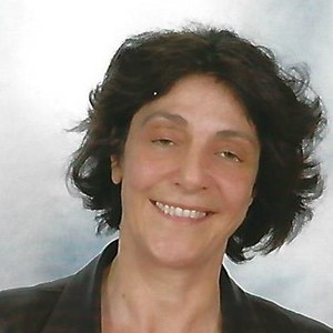 MICHELE - Prof d'économie - Paris