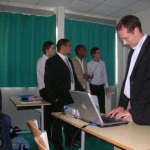 Dimitri - Prof d'économie - Nogent-sur-Marne