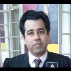 Cyrus - Prof d'allemand - Paris