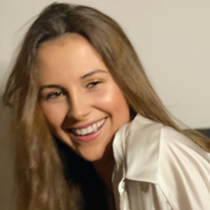 Laura - Prof de français - Asse