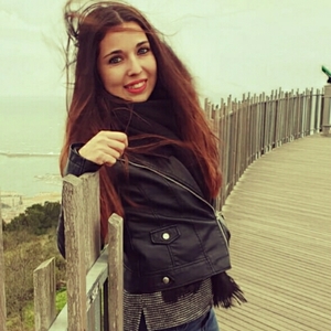 Claudia - Prof de biologie cellulaire - Alfortville