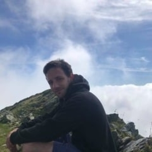 Léo - Prof d'économie - Reims
