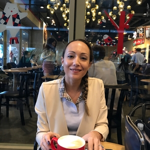 Alexandra - Prof de cosmétologie - Meyzieu