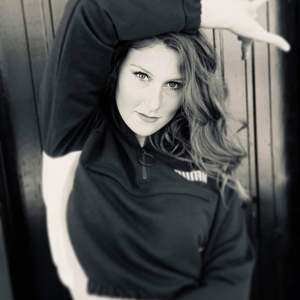 Lydie - Prof de danse - Florennes